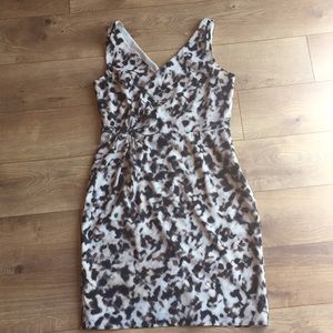 Ann Taylor Sleeveless wrap Dress Size 8 P wedding guest dress